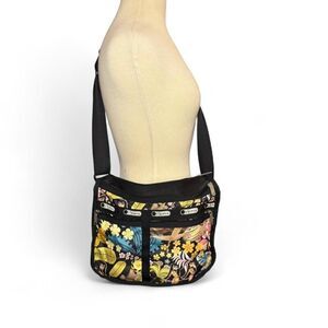 Lesportsac Deluxe Everyday Crossbody Bag Wahine Hula Hawaii Limited Edition